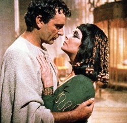Burton és Taylor a Cleopatra című filmben