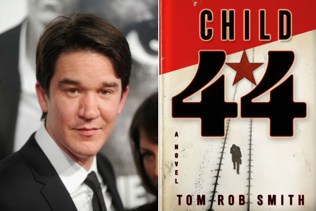 Daniel Espinosa és a Child 44 regényborító (Fotó: screencrush.com)
