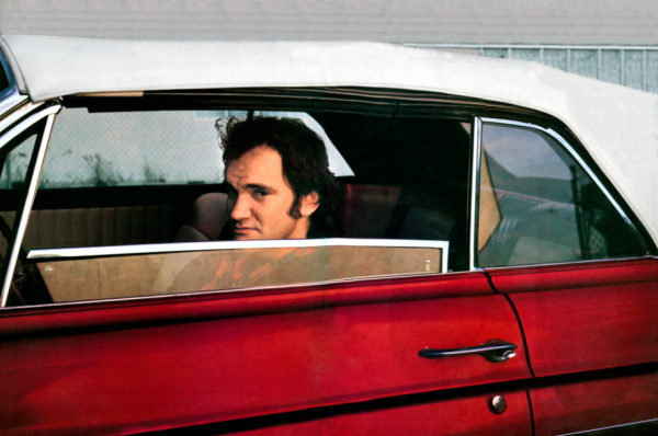 Quentin Tarantino, a rendező a híres Chevroletben