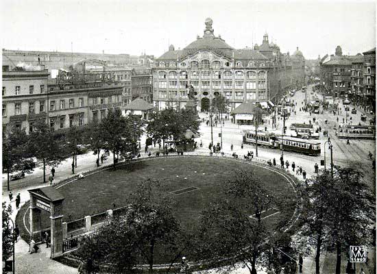 Az Alexanderplatz 1920-ban (Fotó: preussen-chronik.de)