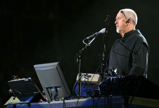 Peter Gabriel koncertet ad a Budapest Sportarénában 2004-ben. (Fotó: Hirado.hu/MTI Fotó: Nándorfi Máté)