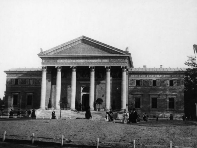 A Műcsarnok épülete 1896-ban (Fotó: mek.oszk.hu)