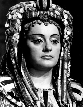 Az Aida Amneriseként (Forrás: operavilag.net)