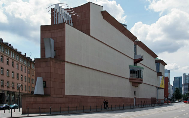 A Modern Művészetek Múzeuma Frankfurtban (Fotó: Wikipedia)