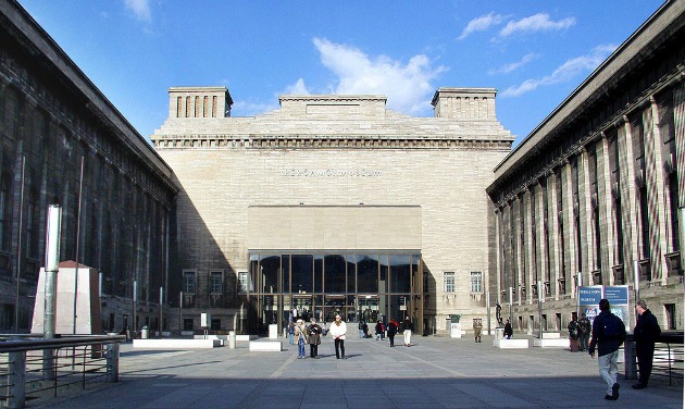 A Pergamon Múzeum bejárata (Fotó: en.wikipedia.org)