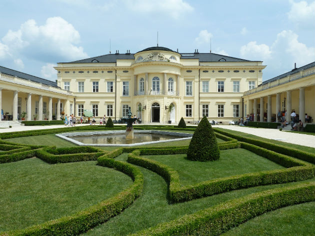 Károlyi kastély (Fotó: :Digitális Képarchívum)