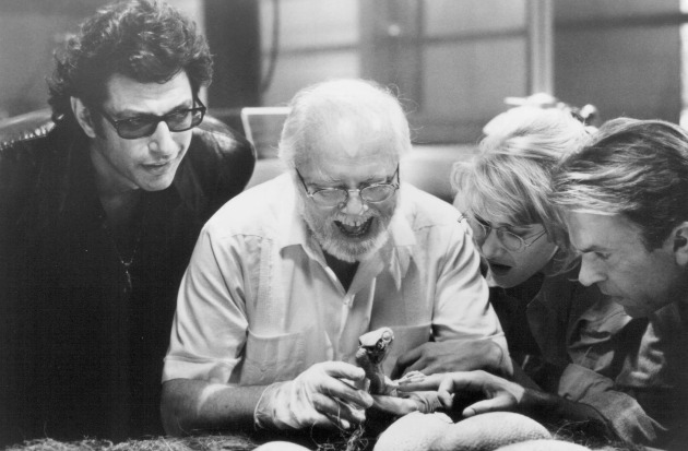 Jeff Goldblum, Richard Attenborough, Laura Dern és Sam Neill a Jurassic Parkban (Fotó: movpins.com)