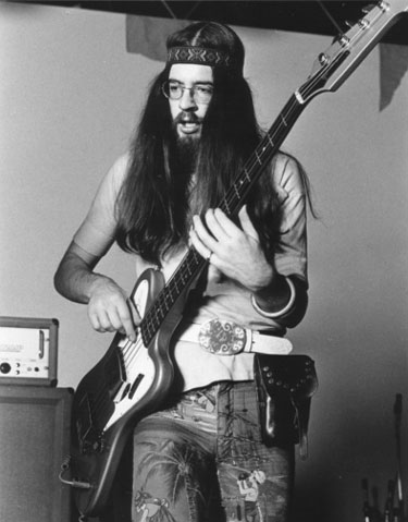 Glenn Cornick 1971-ben