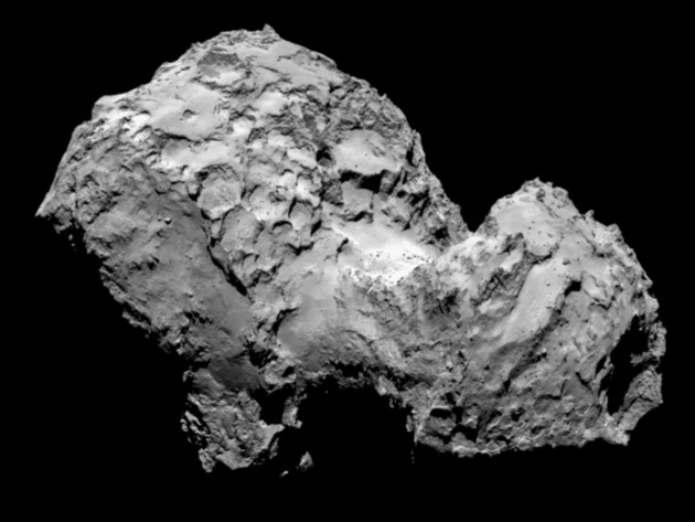 A Csurjumov-Geraszimenkó üstökös augusztus 3-án, 285 kilométeres távolságból. (Fotó: ESA/Rosetta/MPS for OSIRIS Team MPS/UPD/LAM/IAA/SSO/INTA/UPM/DASP/IDA)
