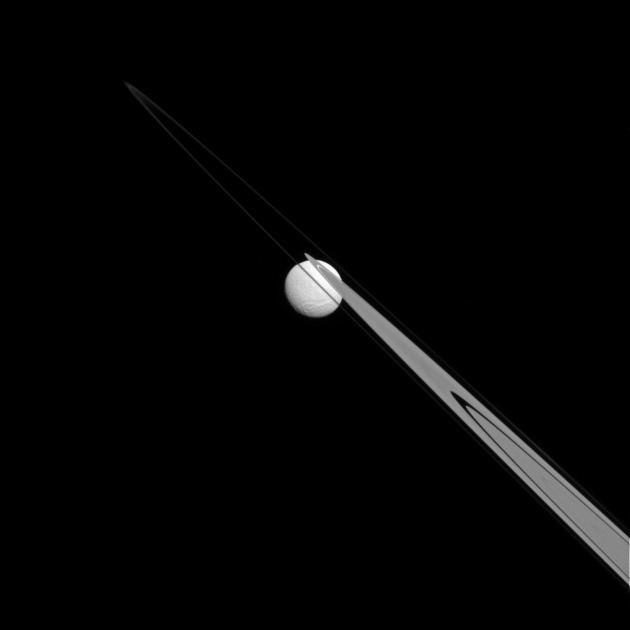 Thetisz (Fotó: NASA/JPL-Caltech/Űrtudományi Intézet)