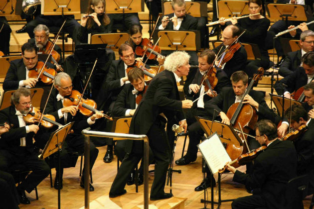 Simon Rattle a Berlini Filharmonikusokkal