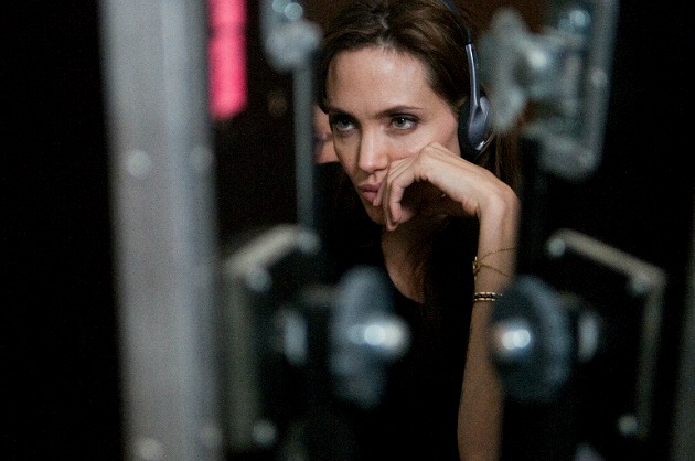 Angelina Jolie az Unbroken forgatásán (Fotó: flicksandbits.com)