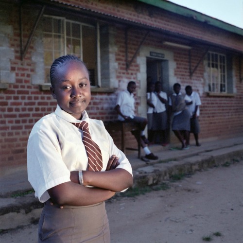Kenyai iskoláslányok (Fotó: Pályi Zsófia) 